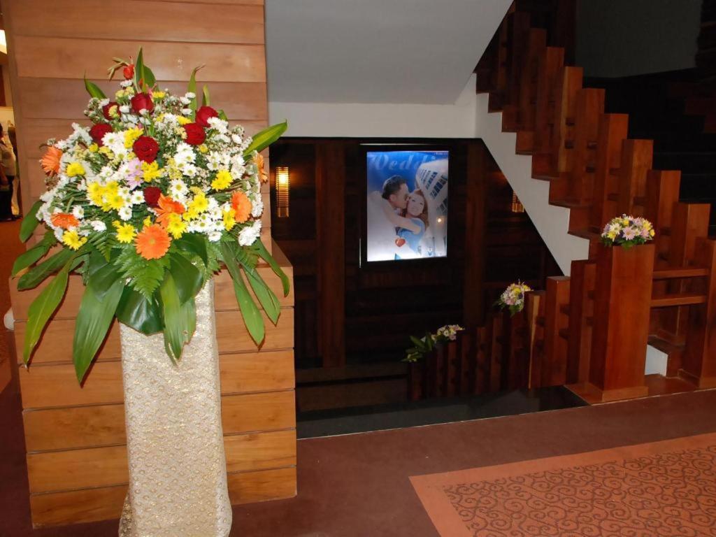 מוקדהאן River City Hotel מראה חיצוני תמונה