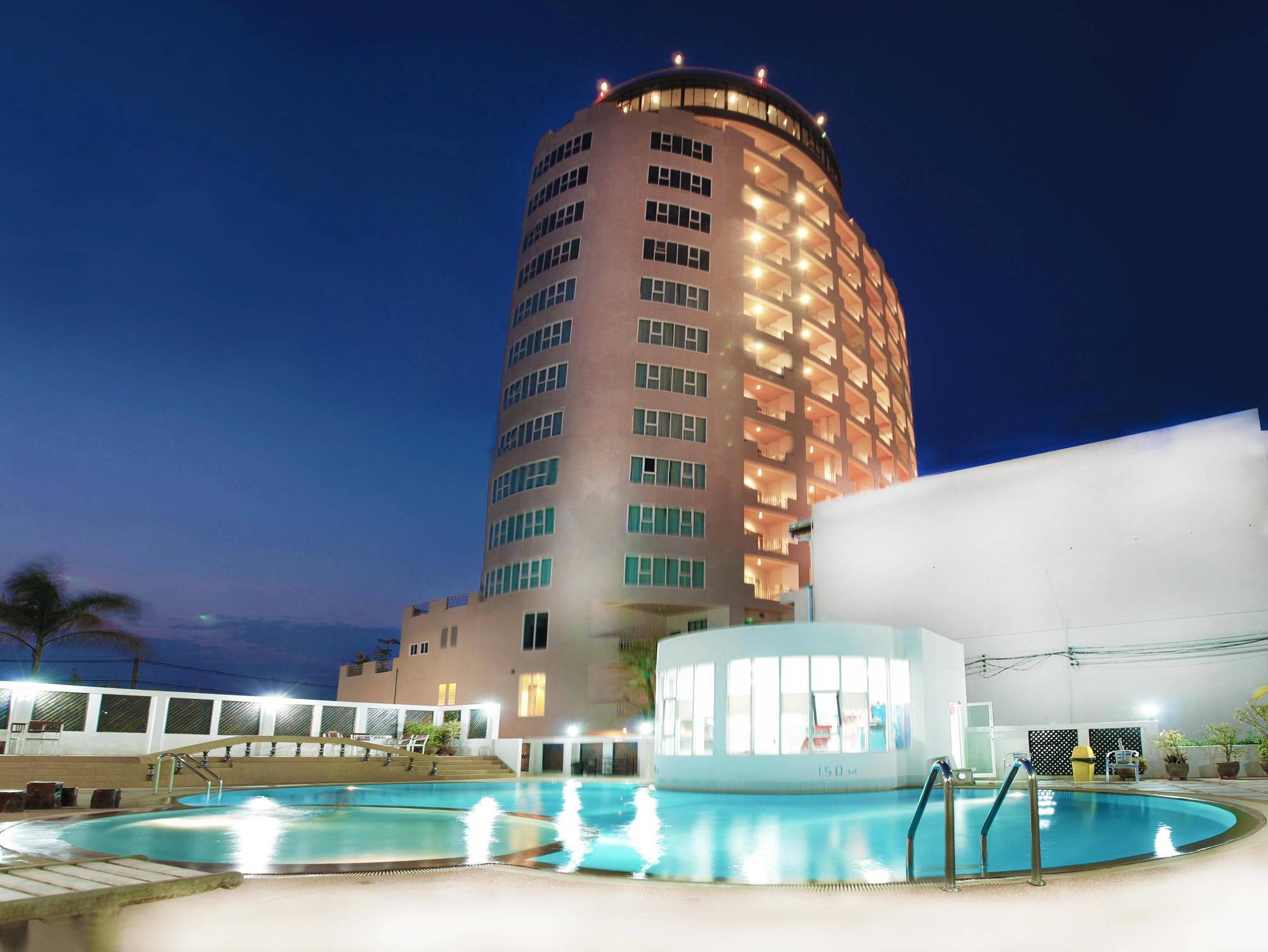 מוקדהאן River City Hotel מראה חיצוני תמונה